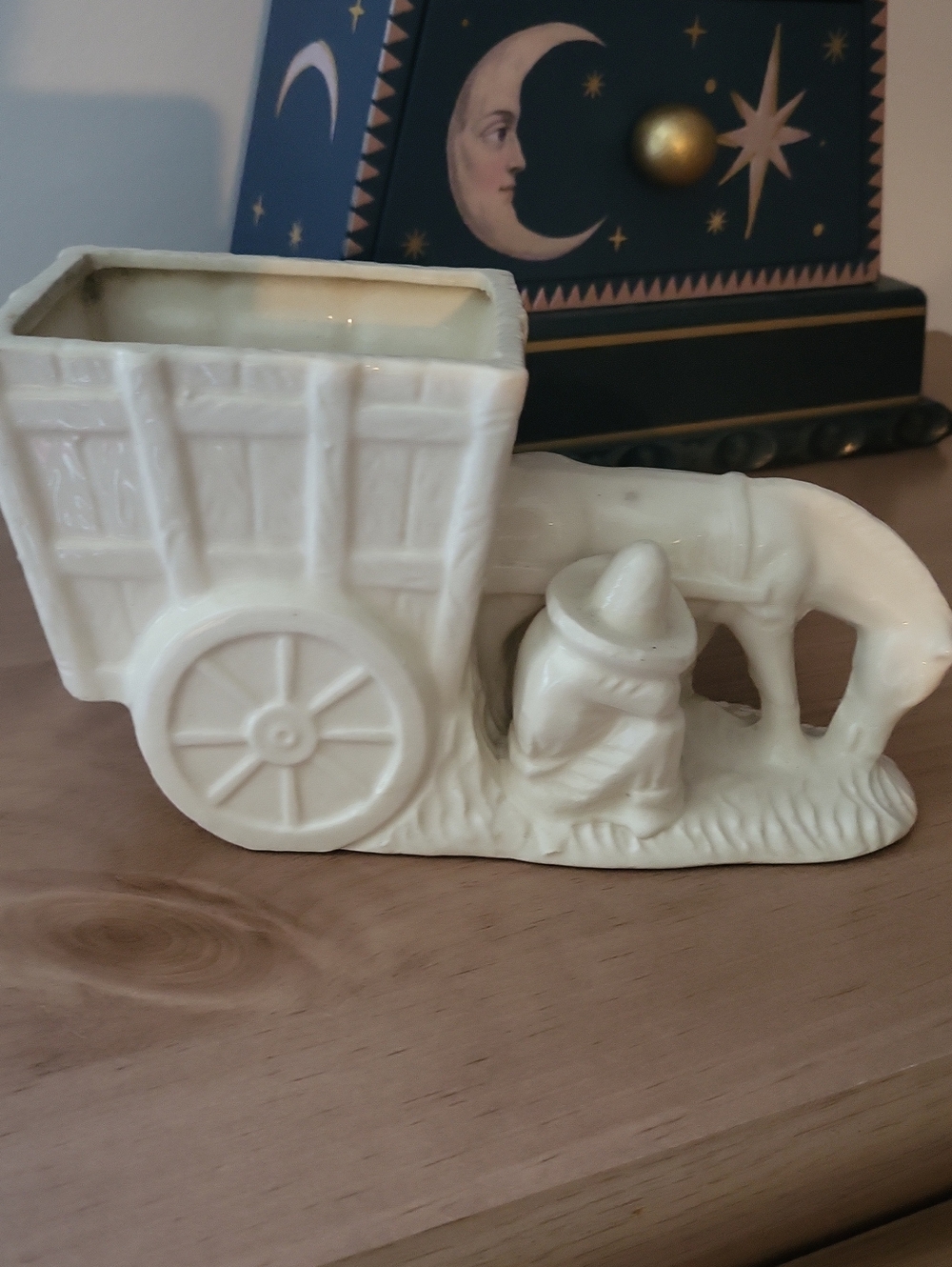 Horse and cart planter